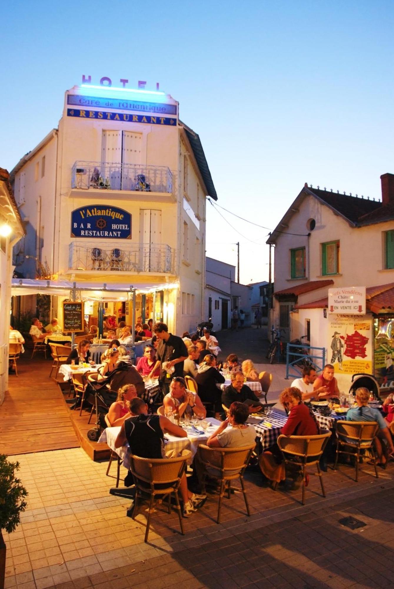 Hotel De L'Atlantique La Tranche-sur-Mer Exterior foto